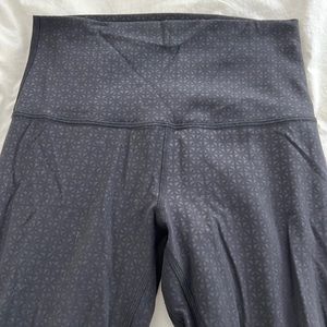 EUC lulu align pant